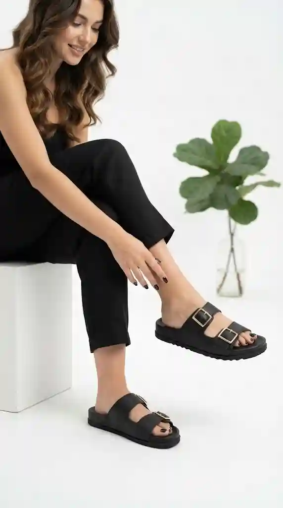 صندل دمپایی روفرشی زنانه زارا مشکی کد 251